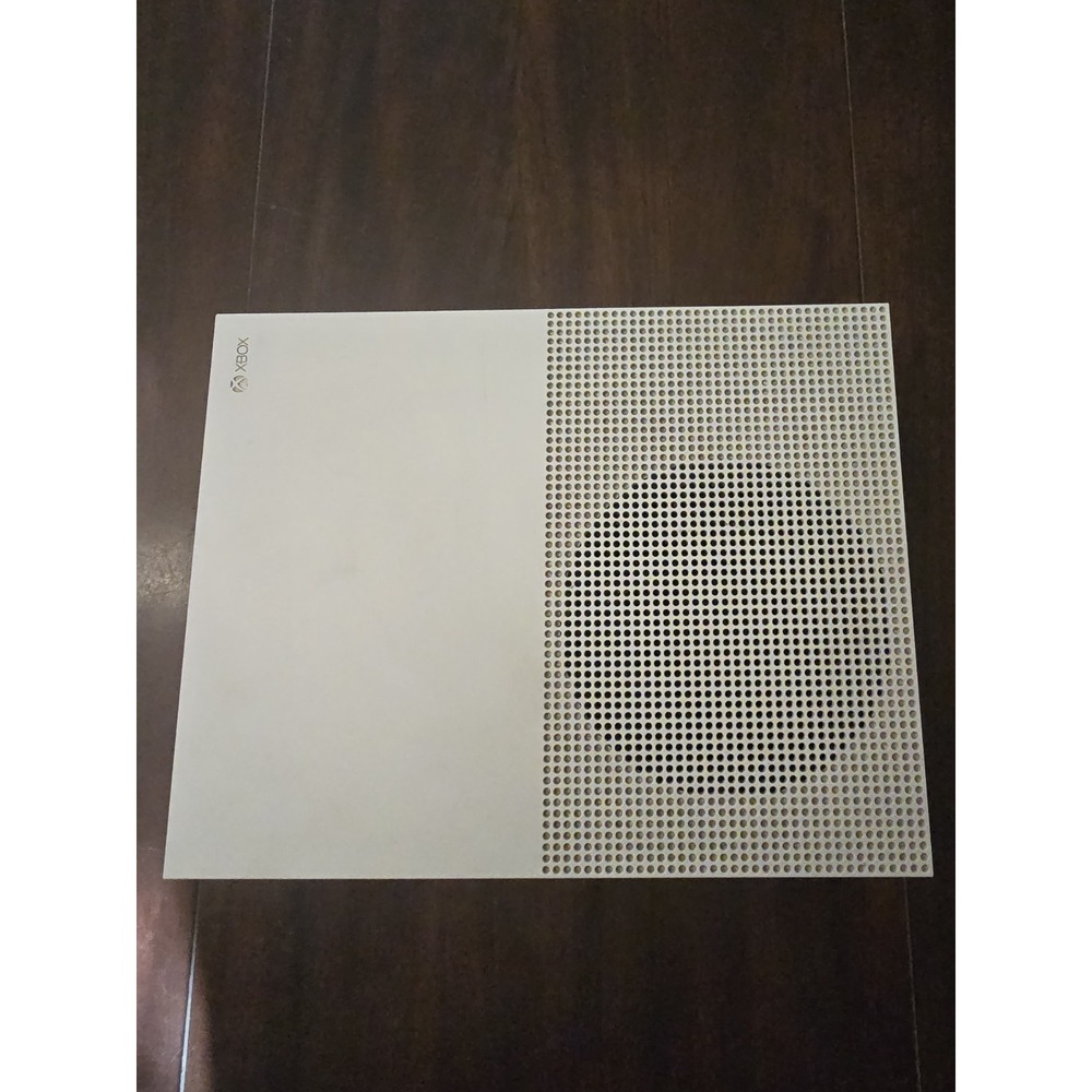 Microsoft Xbox One S Console Bundle w/ Wireless Controller And 1 Game - Picture 2 of 8